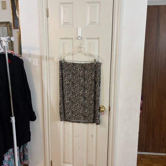 leopard print stretchy skirt - sparkly bit of sparkles - Picture 6 of 6